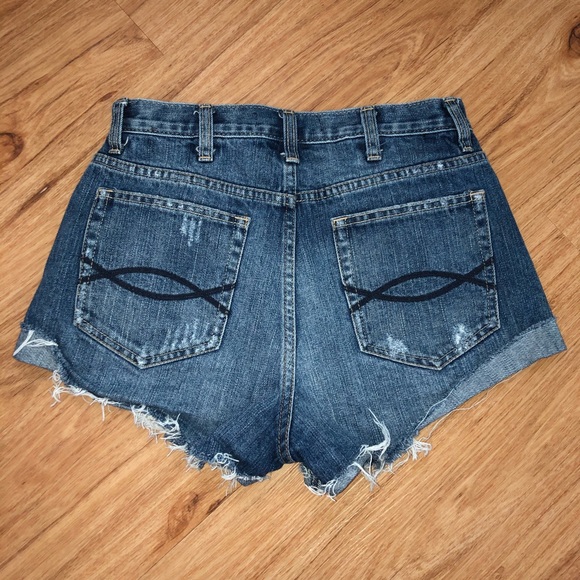 High Waisted Ripped Shorts - Picture 2 of 3